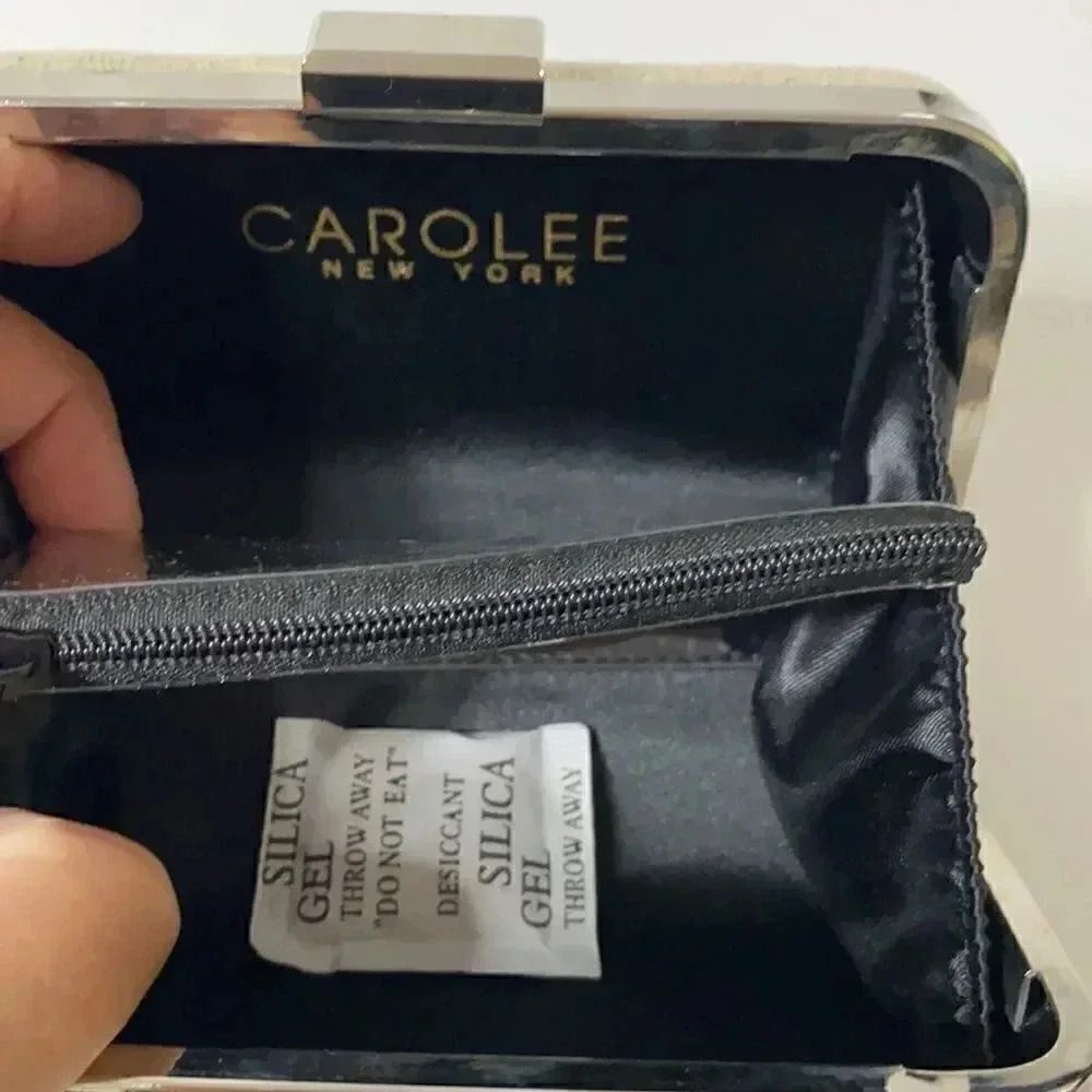 NWOT Carolee New York Clutch - Picture 6 of 9